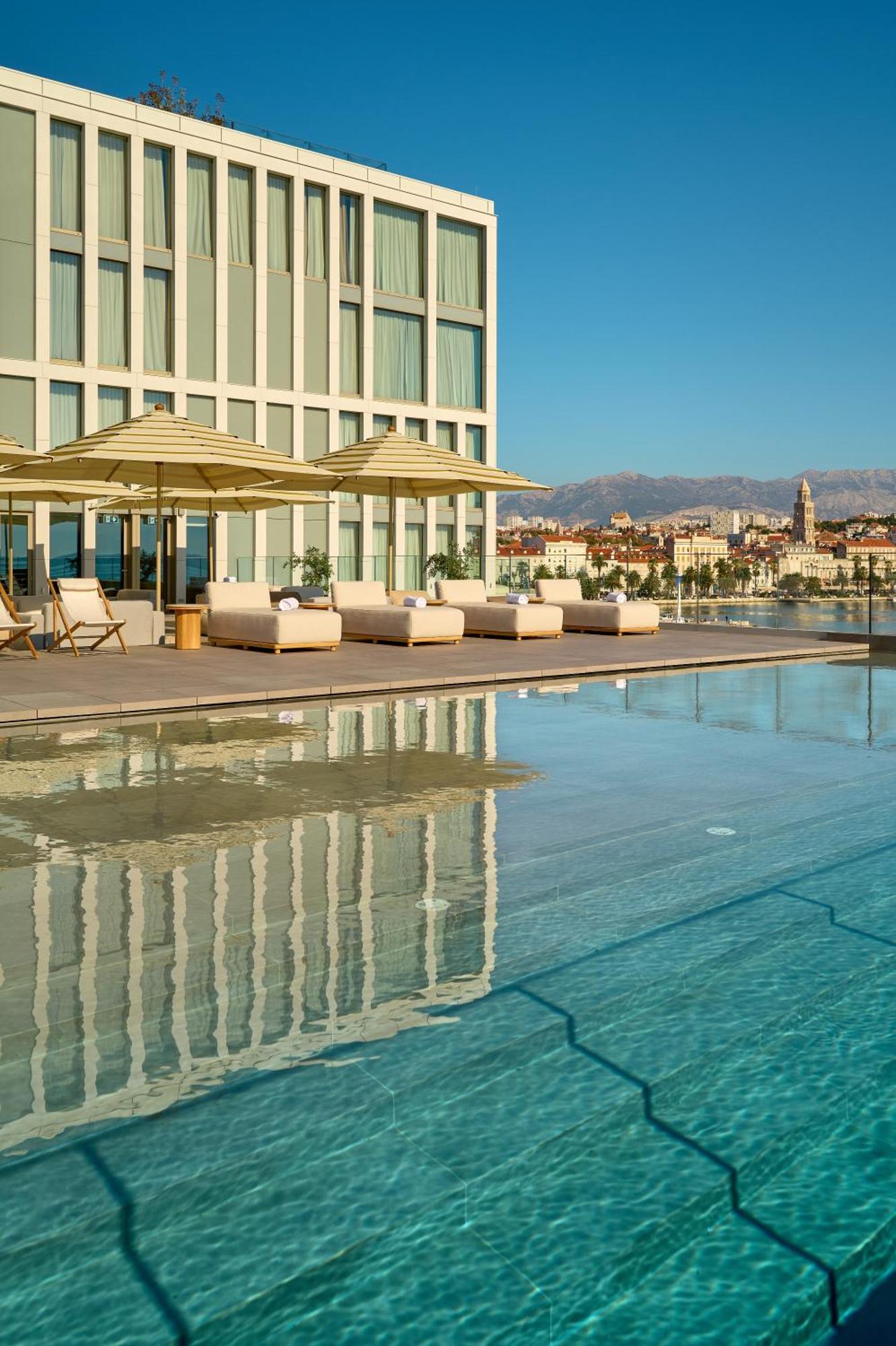 Hotel Ambasador Split Exterior photo The Westin Palace, Zagreb